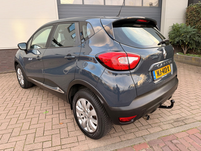 Foto 10 van Renault Captur 0.9 TCe /Navi/Cruise-c/Led/Airco/Trekhaak/AUX/Dealer-onderhouden