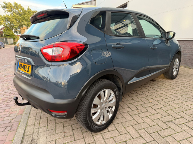 Foto 9 van Renault Captur 0.9 TCe /Navi/Cruise-c/Led/Airco/Trekhaak/AUX/Dealer-onderhouden