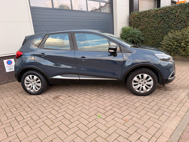 Foto 4 van Renault Captur 0.9 TCe /Navi/Cruise-c/Led/Airco/Trekhaak/AUX/Dealer-onderhouden
