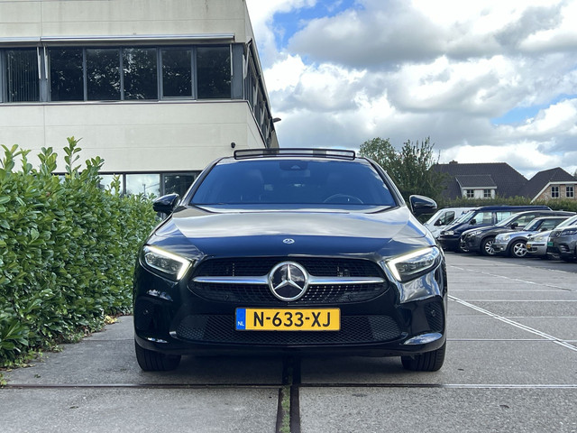 Foto 10 van Mercedes-Benz A-Klasse 250 e Business Solution Luxury Limited |MEMORY| PANO | KEYLESS | STOELVERW |