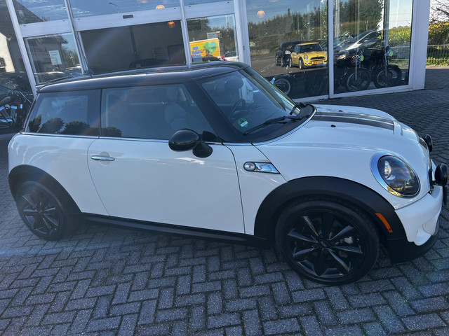 Foto 7 van MINI 3-Deurs 1.6 Cooper S Westminster