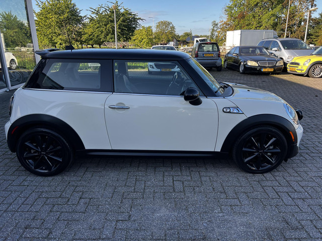 Foto 4 van MINI 3-Deurs 1.6 Cooper S Westminster