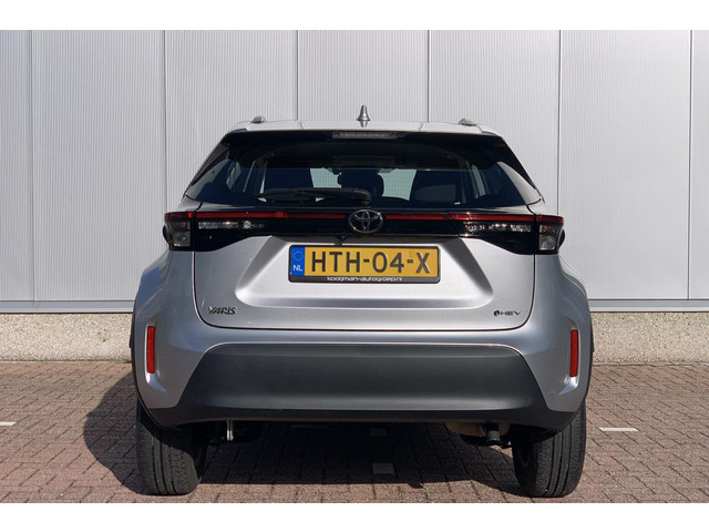 Foto 4 van Toyota Yaris Cross 1.5 Hybrid 115 Active / Camera / Apple Carplay & Android Auto / ACC / Lane Assist