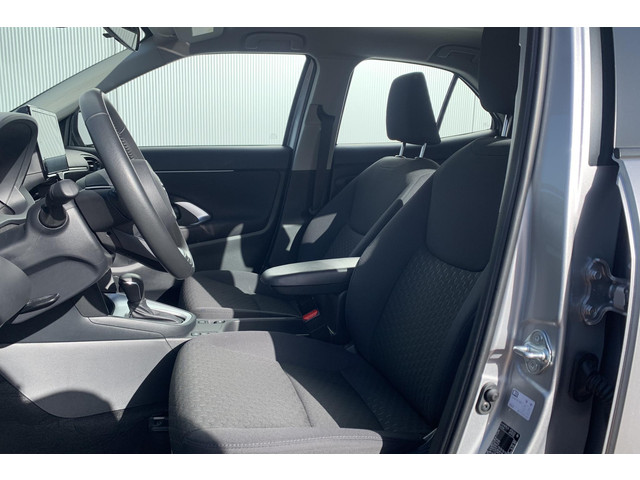 Foto 6 van Toyota Yaris Cross 1.5 Hybrid 115 Active / Camera / Apple Carplay & Android Auto / ACC / Lane Assist