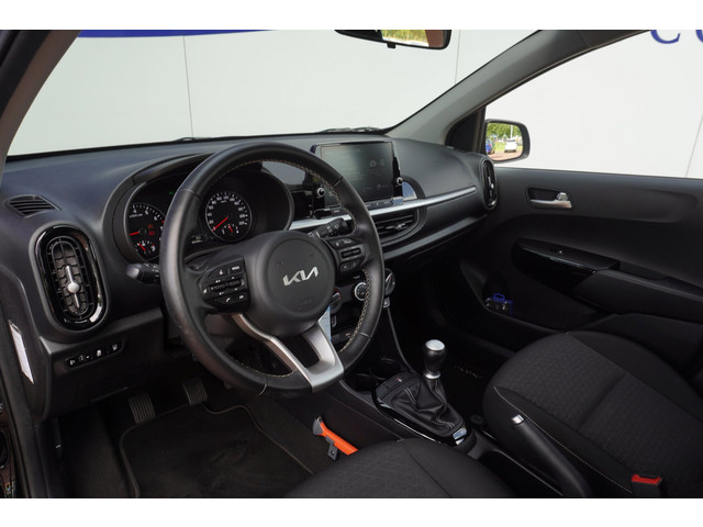 Foto 10 van Kia Picanto 1.0 DPi DynamicLine / Camera / Carplay / Cruise / 1EIG / ORIG-NL / 14"LMV / Airco / = SU