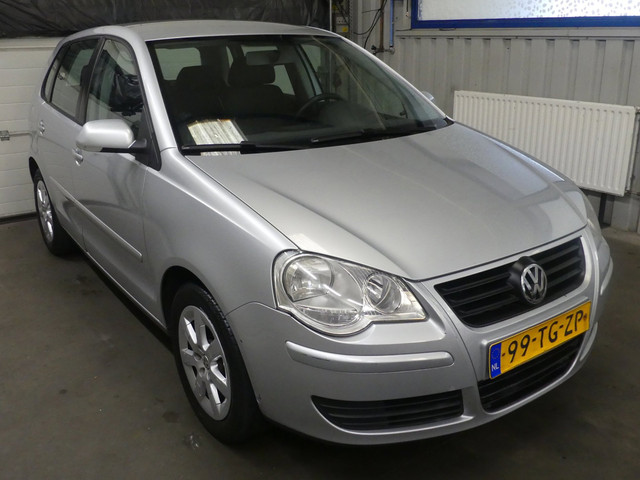 Foto 4 van Volkswagen Polo 1.4-16V Optive - Airco - Weinig Km Nap