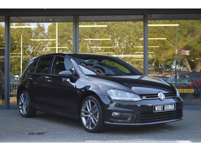 Foto 4 van Volkswagen Golf 1.4 TSI 140 pk ACT R-Line Xenon Navi Clima Cruise CarPlay Pdc