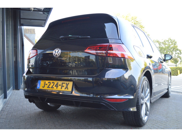 Foto 6 van Volkswagen Golf 1.4 TSI 140 pk ACT R-Line Xenon Navi Clima Cruise CarPlay Pdc