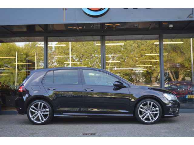 Foto 7 van Volkswagen Golf 1.4 TSI 140 pk ACT R-Line Xenon Navi Clima Cruise CarPlay Pdc