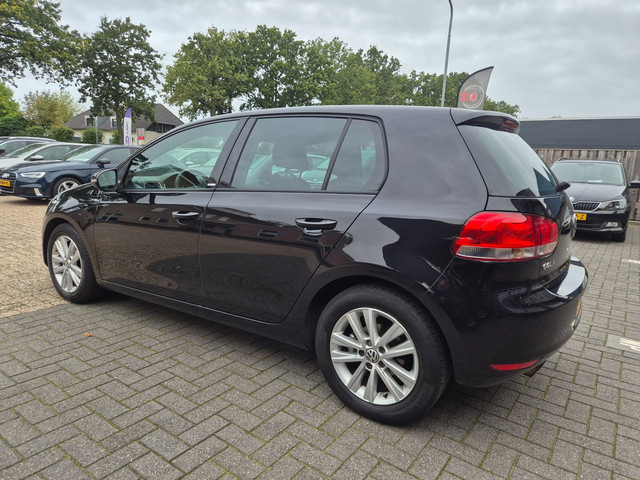 Foto 5 van Volkswagen Golf 1.4 TSI Style schuifdak automaat 114 dkm