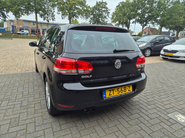 Foto 7 van Volkswagen Golf 1.4 TSI Style schuifdak automaat 114 dkm