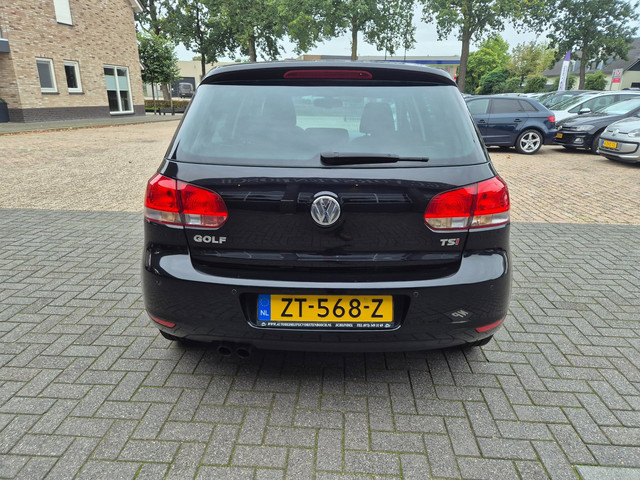 Foto 8 van Volkswagen Golf 1.4 TSI Style schuifdak automaat 114 dkm