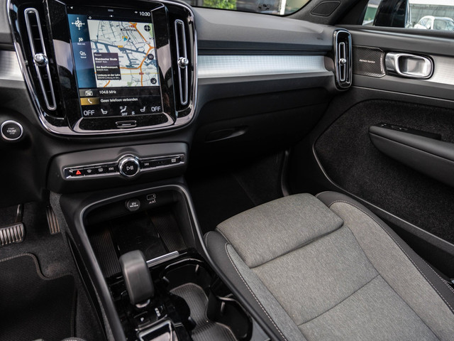 Foto 10 van Volvo XC40 1.5 T5 Plug-in hybrid Plus Dark | Pano | H/K Sound | Camera | BTW