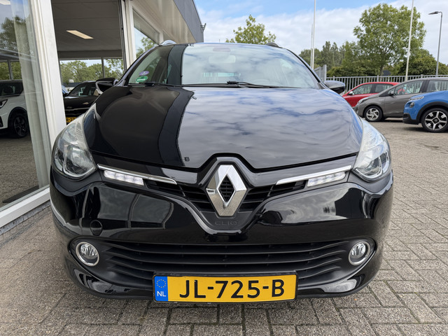 Foto 2 van Renault Clio Estate 0.9 TCe Limited Navi Airco  Cruisecontrol LM velgen