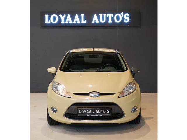 Foto 2 van Ford Fiesta 1.25 Titanium | AIRCO | NAP | ELEK. RAMEN | APK