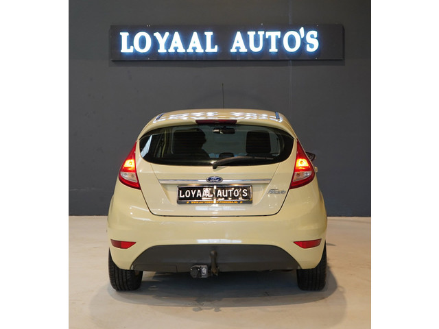 Foto 6 van Ford Fiesta 1.25 Titanium | AIRCO | NAP | ELEK. RAMEN | APK