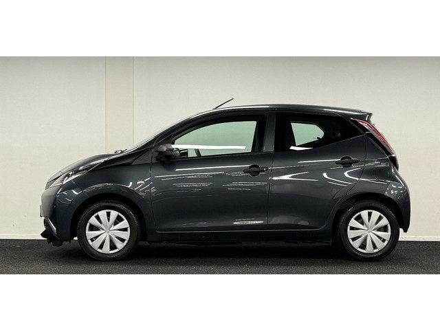 Foto 3 van Toyota Aygo 1.0 VVT-i x-fun*Airco*5Deurs*Cruisecontrol*Nap*