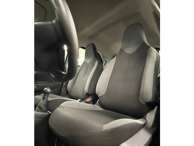 Foto 4 van Toyota Aygo 1.0 VVT-i x-fun*Airco*5Deurs*Cruisecontrol*Nap*