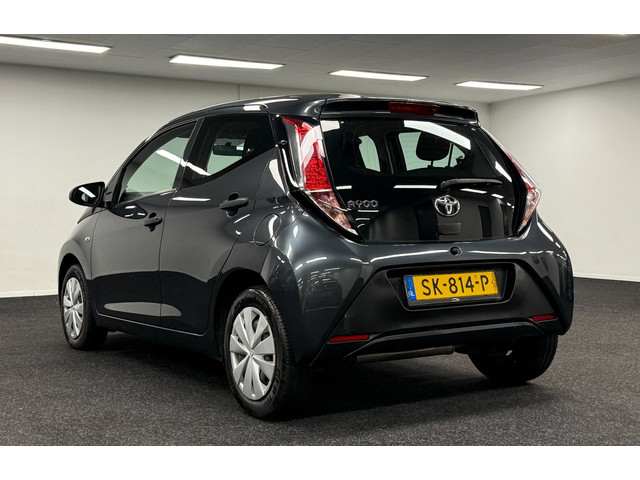Foto 5 van Toyota Aygo 1.0 VVT-i x-fun*Airco*5Deurs*Cruisecontrol*Nap*