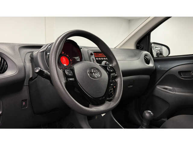 Foto 6 van Toyota Aygo 1.0 VVT-i x-fun*Airco*5Deurs*Cruisecontrol*Nap*