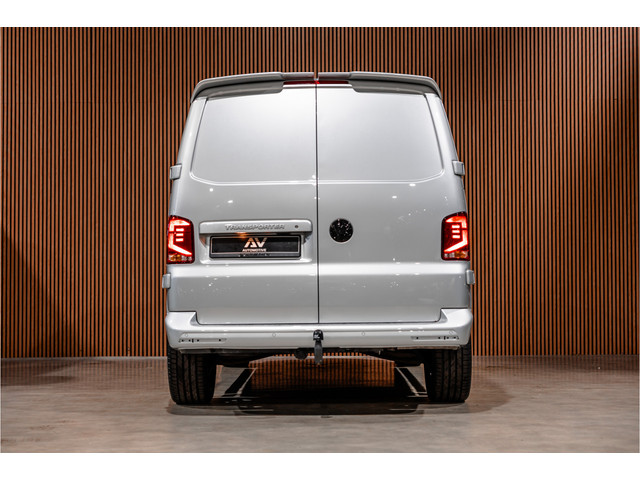 Foto 5 van Volkswagen Transporter T6.1 2.0 TDI 150 PK L2H1 DSG | L+R Schuifdeur | ACC | CarPlay | Trekhaak | MF