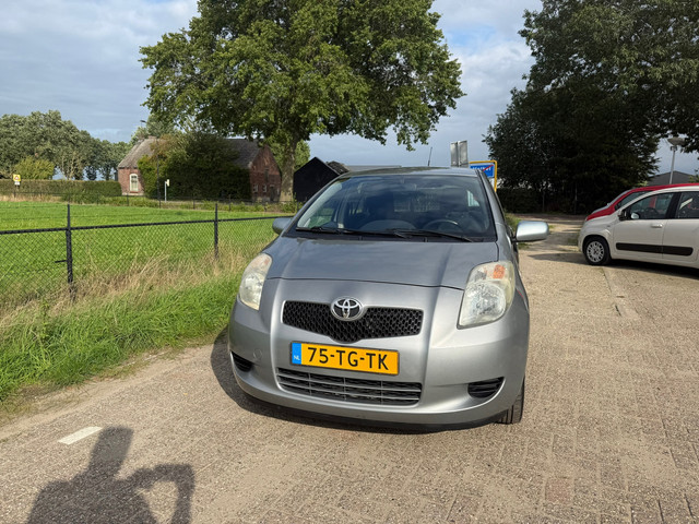 Foto 10 van Toyota Yaris 1.0 VVTi automaat, airco, NAP, APK, nette auto