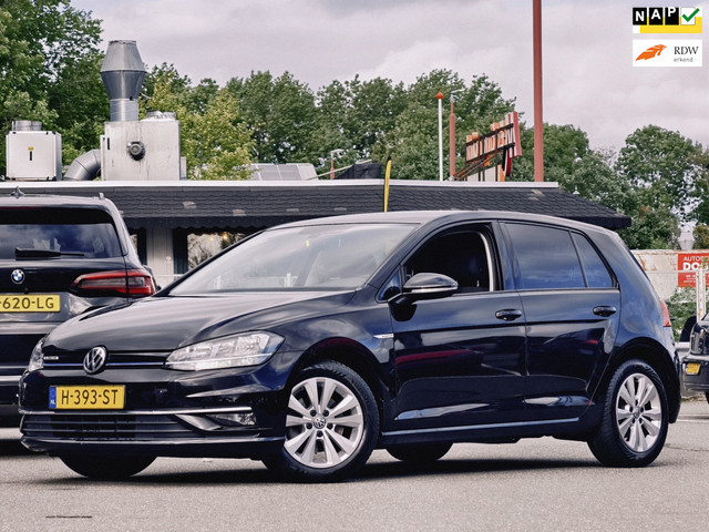 Foto 3 van Volkswagen Golf 1.5 TSI Comfortline-NAP-CARPLAY