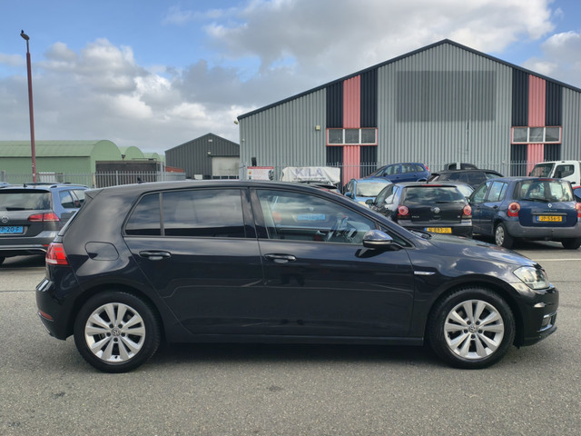Foto 7 van Volkswagen Golf 1.5 TSI Comfortline-NAP-CARPLAY