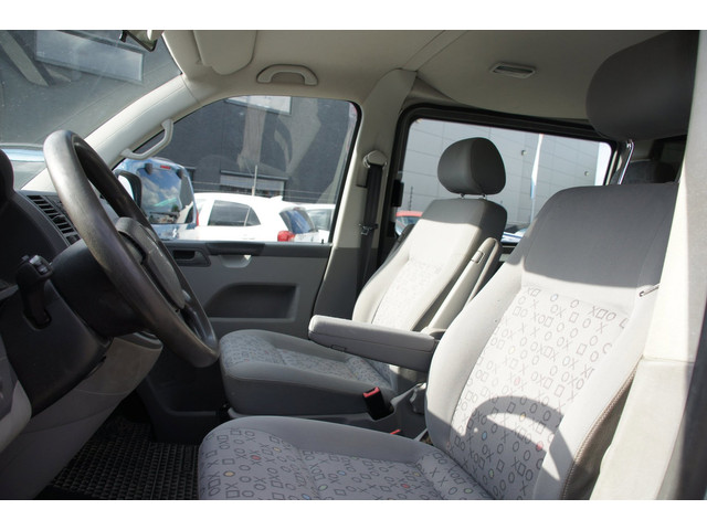 Foto 7 van Volkswagen Transporter 2.5 TDI 340 Trendline DC