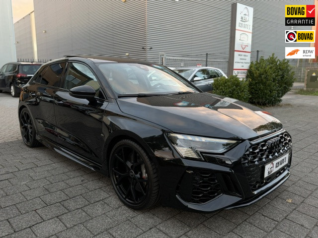 Foto 5 van Audi A3 Sportback 2.5 TFSI RS 3 quattro|Pano|360|Ceramic|Hulk|B&O