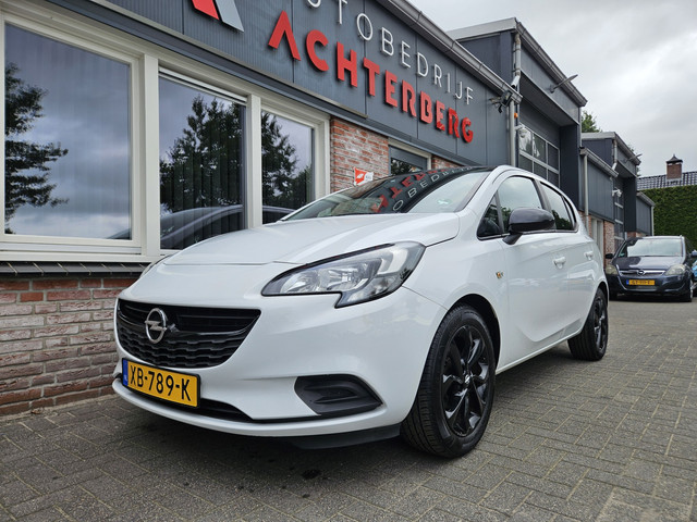 Foto 7 van Opel Corsa 1.4 Black Edition Airco! Cruise Control! Navigatie! Leuke/Nette Auto! NAP!