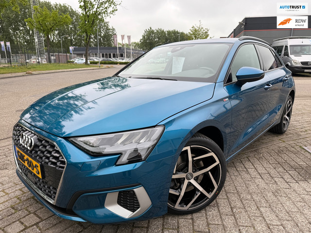 Foto 2 van Audi A3 SPORTBACK 2021 30 TFSI HYBRID S edition LED CARPLAY 18-INCH NAP