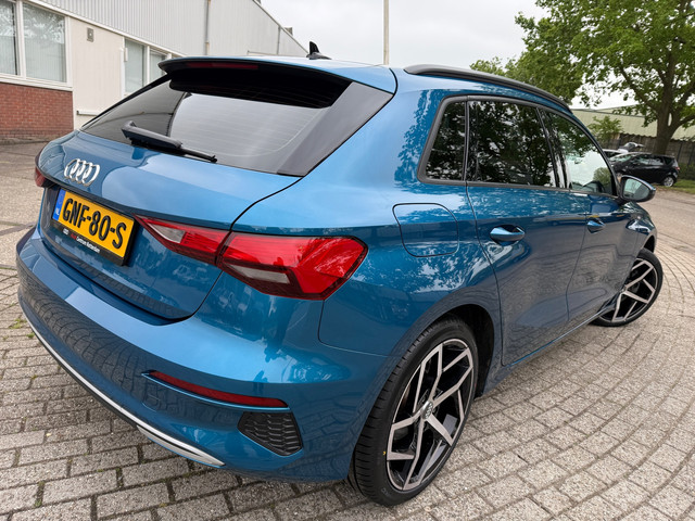 Foto 10 van Audi A3 SPORTBACK 2021 30 TFSI HYBRID S edition LED CARPLAY 18-INCH NAP