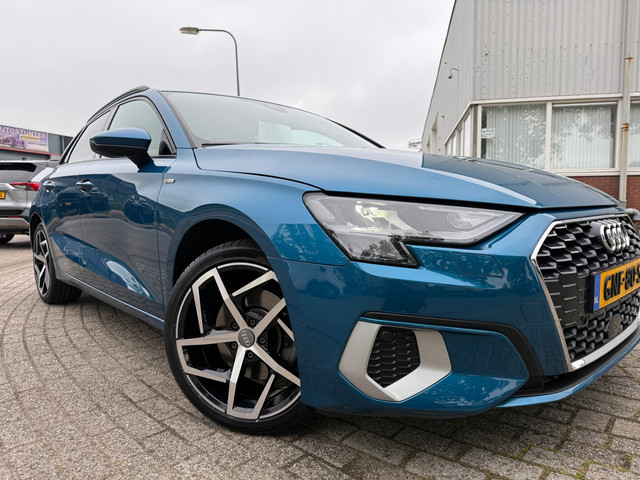 Foto 4 van Audi A3 SPORTBACK 2021 30 TFSI HYBRID S edition LED CARPLAY 18-INCH NAP