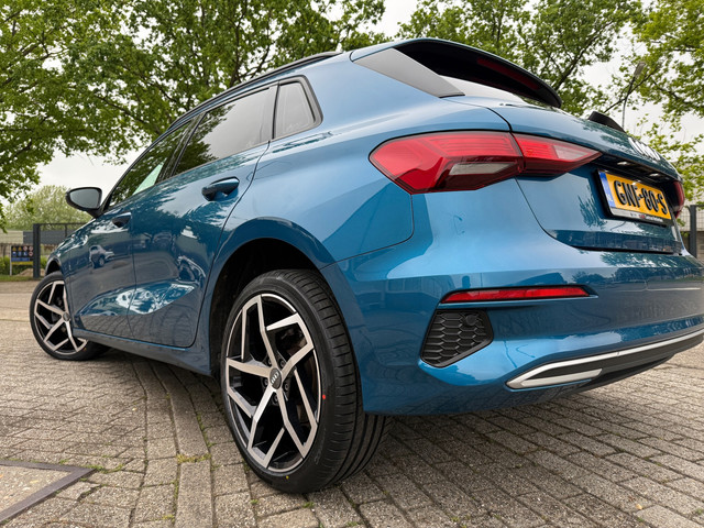 Foto 3 van Audi A3 SPORTBACK 2021 30 TFSI HYBRID S edition LED CARPLAY 18-INCH NAP
