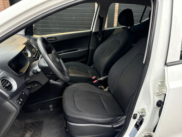 Foto 8 van Hyundai I10 1.0i i-Motion