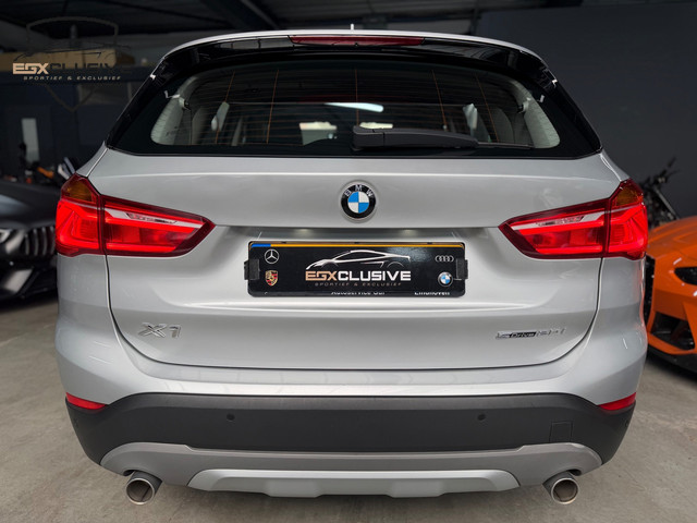 Foto 3 van BMW X1 SDrive20i High Executive PDC|LANE ASSIST|STOELVERWARMING|VIRTUAL