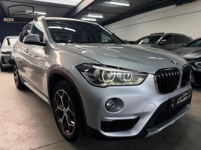 Foto 5 van BMW X1 SDrive20i High Executive PDC|LANE ASSIST|STOELVERWARMING|VIRTUAL