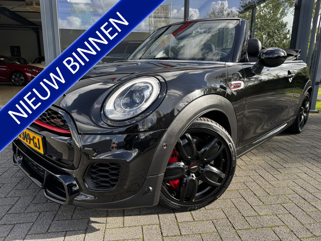 MINI Cabrio 2.0 John Cooper Works Chili (bj 2016)