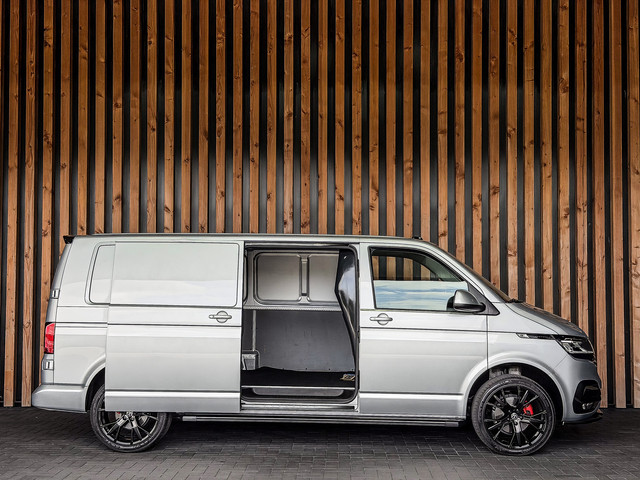Foto 8 van Volkswagen Transporter 2.0 TDI 150PK DSG L2H1 Marge incl. BTW en BPM | CARPLAY | CAMERA | VOORRUIT V