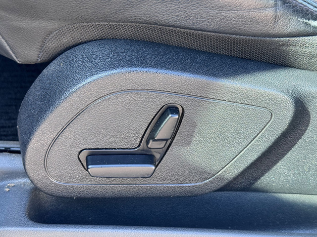 Foto 4 van Mercedes-Benz B-klasse 200 | Automaat | APK 29-09-2027 | Panoramadak | Elektrische lederen stoelen |