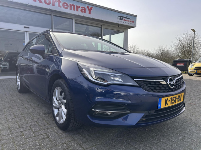 Foto 9 van Opel Astra Sports Tourer 1.2 Edition   /achteruitrij camera/airco/navi/cruise control/carplay/pdc