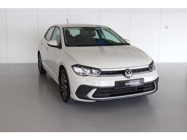 Foto 2 van Volkswagen Polo Volkswagen Polo Life | 39.731 km | Rijklaar € 17.950,-