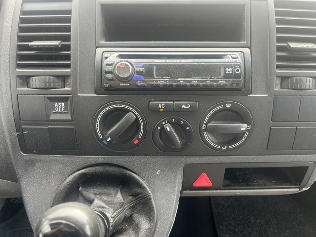 Foto 4 van Volkswagen Transporter 1.9 TDI 340 lang ac imperiaal