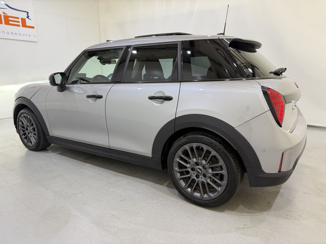 Foto 5 van MINI Cooper 5-Drs 1.5 C Classic Aut7 (bj 2024)