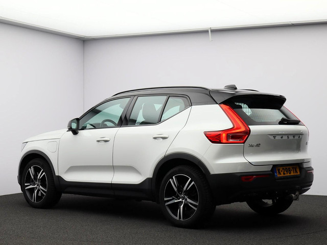 Foto 8 van Volvo XC40 1.5 T5 Twin Engine R-Design Automaat / Panoramadak / Trekhaak / 360*  camera / Harman Kar