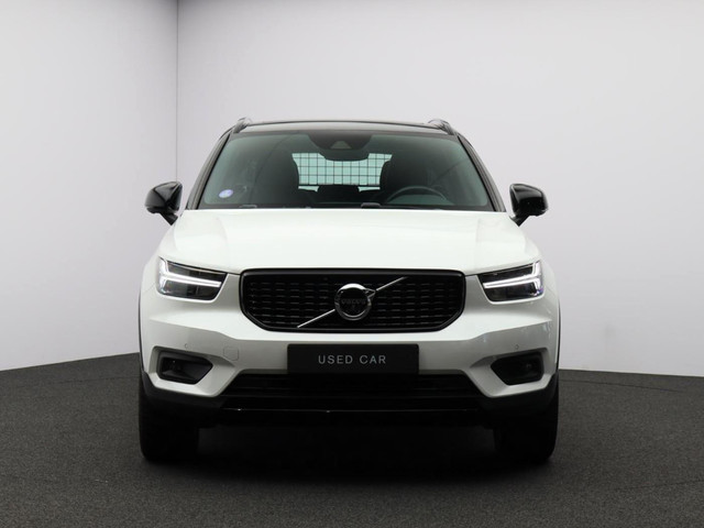Foto 7 van Volvo XC40 1.5 T5 Twin Engine R-Design Automaat / Panoramadak / Trekhaak / 360*  camera / Harman Kar