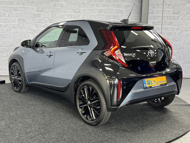 Foto 2 van Toyota Aygo X 1.0 VVT-i MT Envy JBL Keyless ACC CarPlay