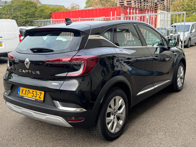 Foto 5 van Renault Captur 1.6 E-Tech Plug-in Hybrid 160 Intens