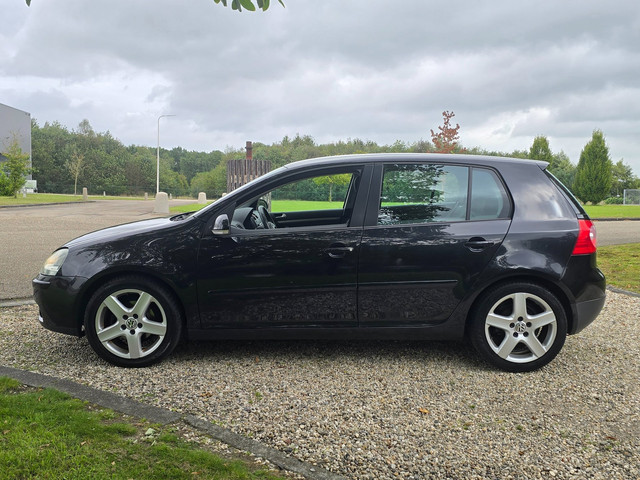 Foto 8 van Volkswagen Golf 1.4 FSI Sportline 5-deurs AIRCO/cruise